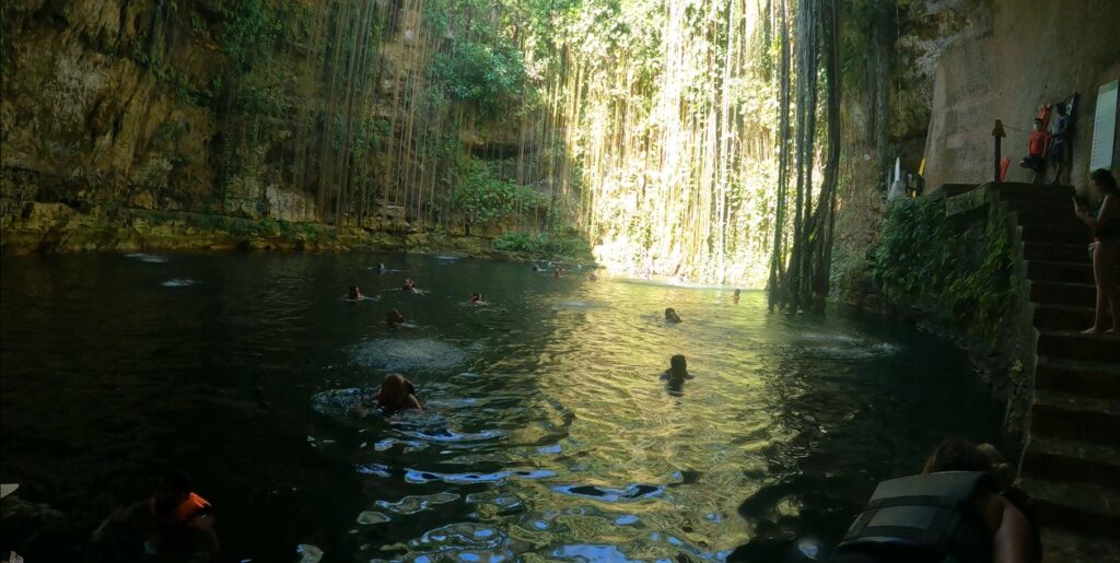 Cenote 3